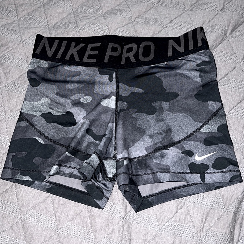 Nike Pro Cammo Spandex - Large